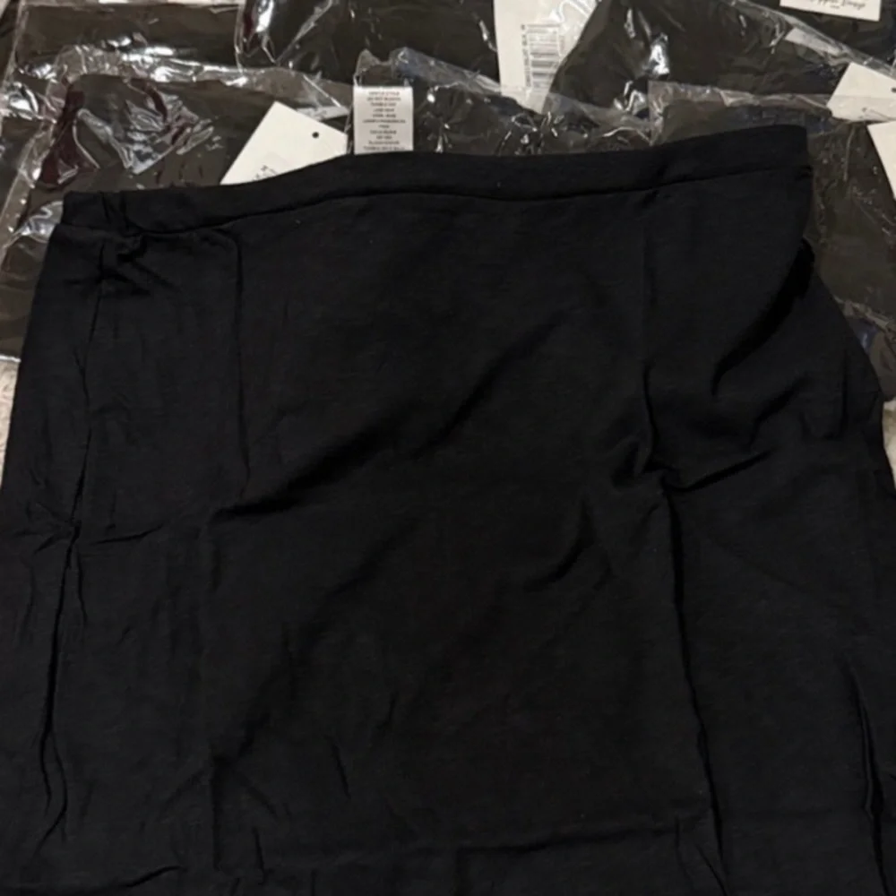 🌹FREE w/purchase NWT Black skirt swim coverup xL